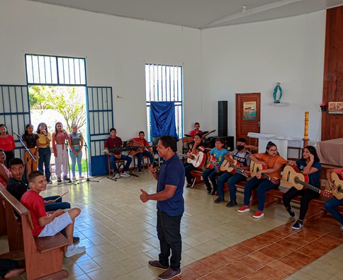 Aula coletiva do Projeto Talentos Católicos